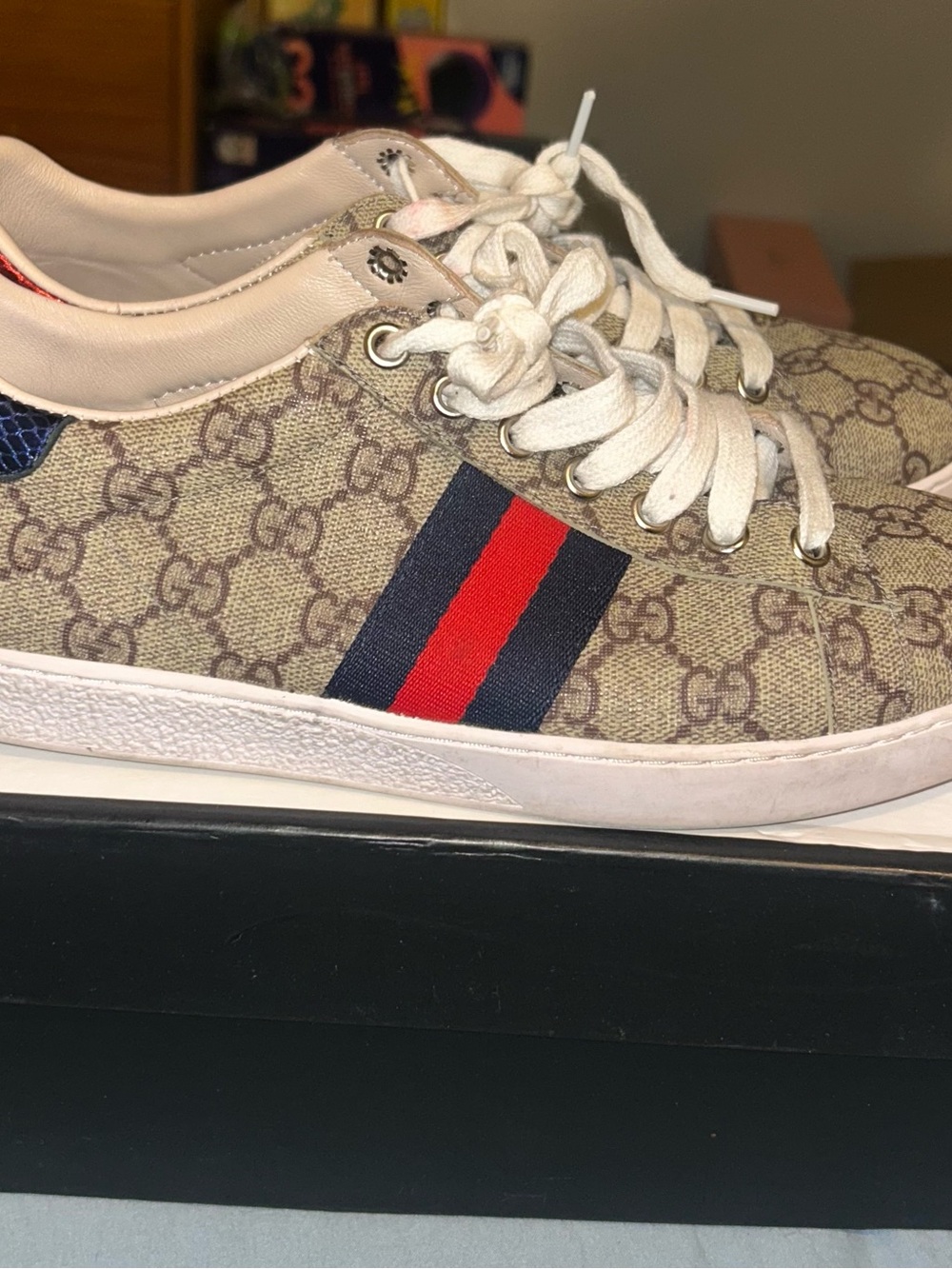 Gucci Beige GG Supreme Sneaker with Blue & Red Web Stripe